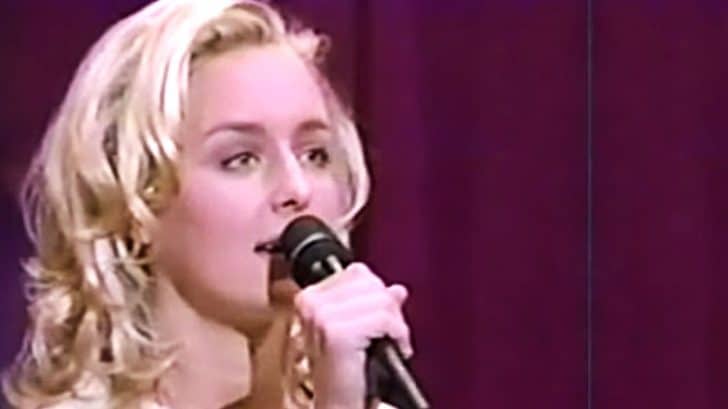 Emotional Mindy Mccready Sings Ten Thousand Angels In Rare Tv