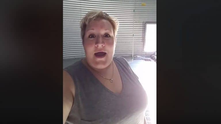 Unsuspecting Mom Goes Viral After Chilling Vocal Performance Inside 4943