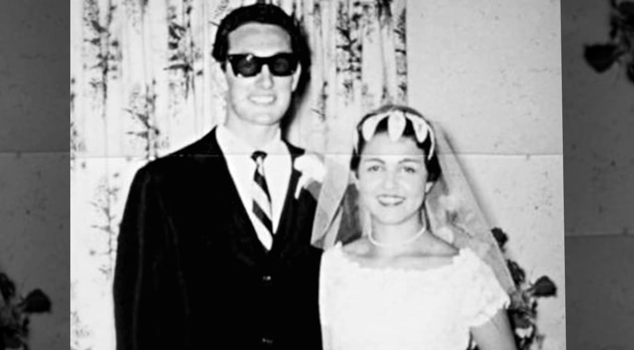 How Buddy Holly S Whirlwind Romance Came To A Tragic End Country