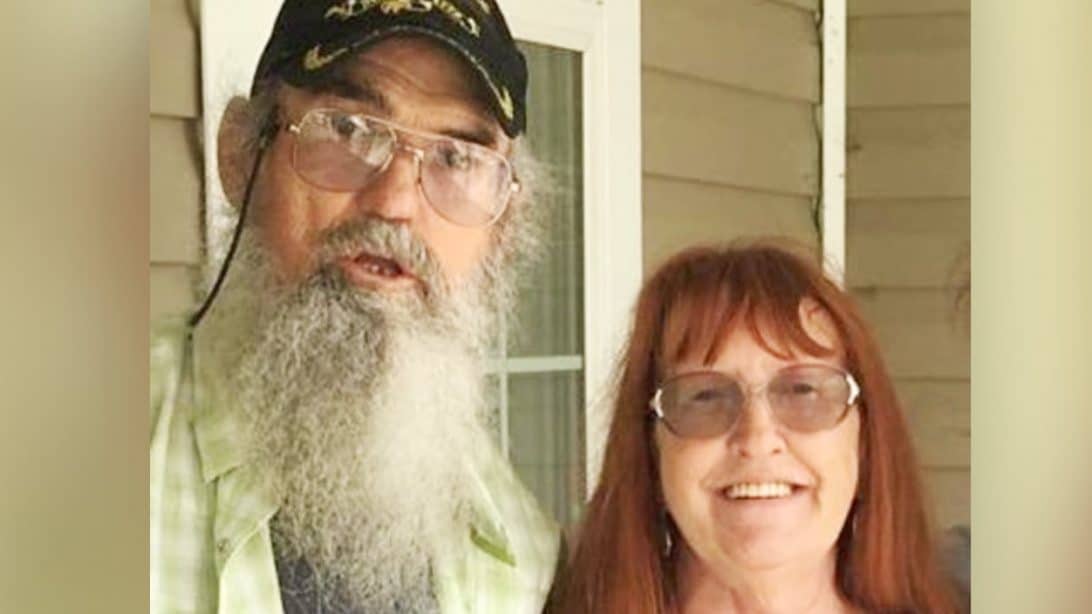 “duck Dynasty” Star Uncle Si Shares Rare Photos Of His Wife – Country