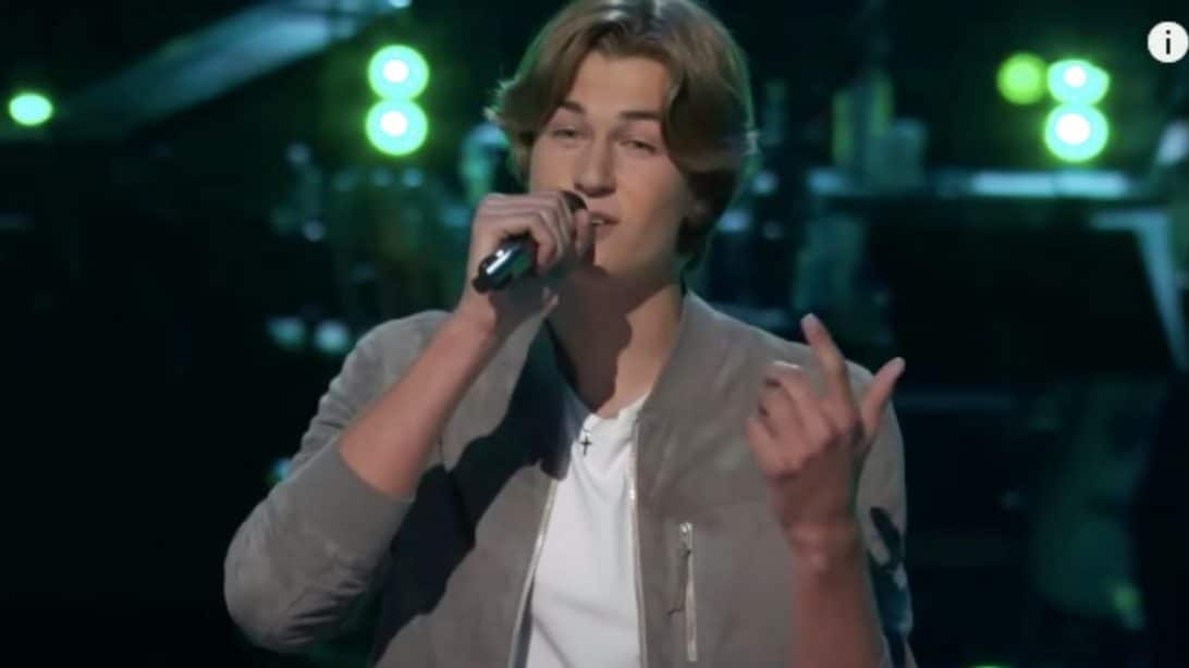 15YearOld Team Blake Singer Wins "Voice" Battle Over 1 Country Hit