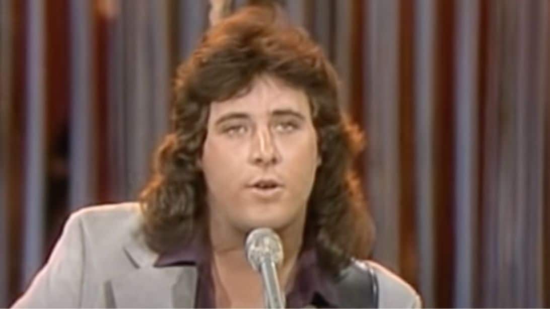 Vince Gill Shines In One Of His First Televised Performances