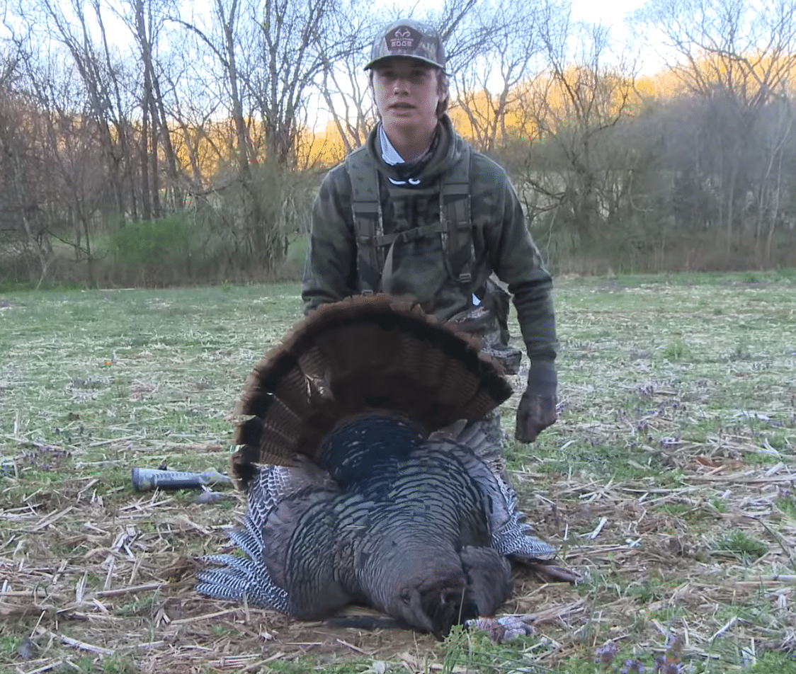 Bo Bryan is also skilled at hunting thanks to his father Luke making sure he learned. 