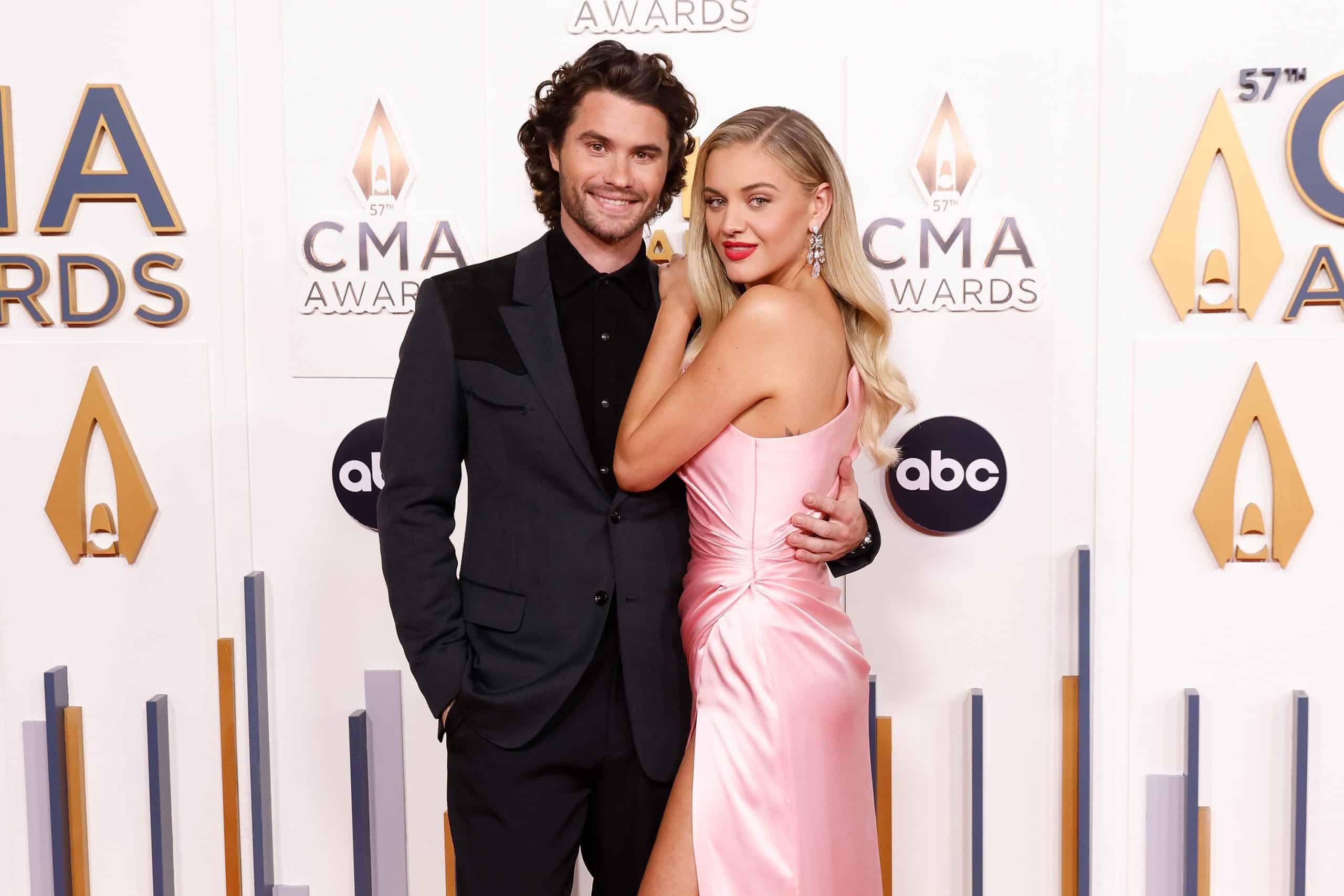 NASHVILLE, TENNESSEE - NOVEMBER 08: EDITORIAL USE ONLY: Chase Stokes and Kelsea Ballerini attend the 2023 CMA Awards at Bridgestone Arena on November 08, 2023 in Nashville, Tennessee. (Photo by Taylor Hill/WireImage)