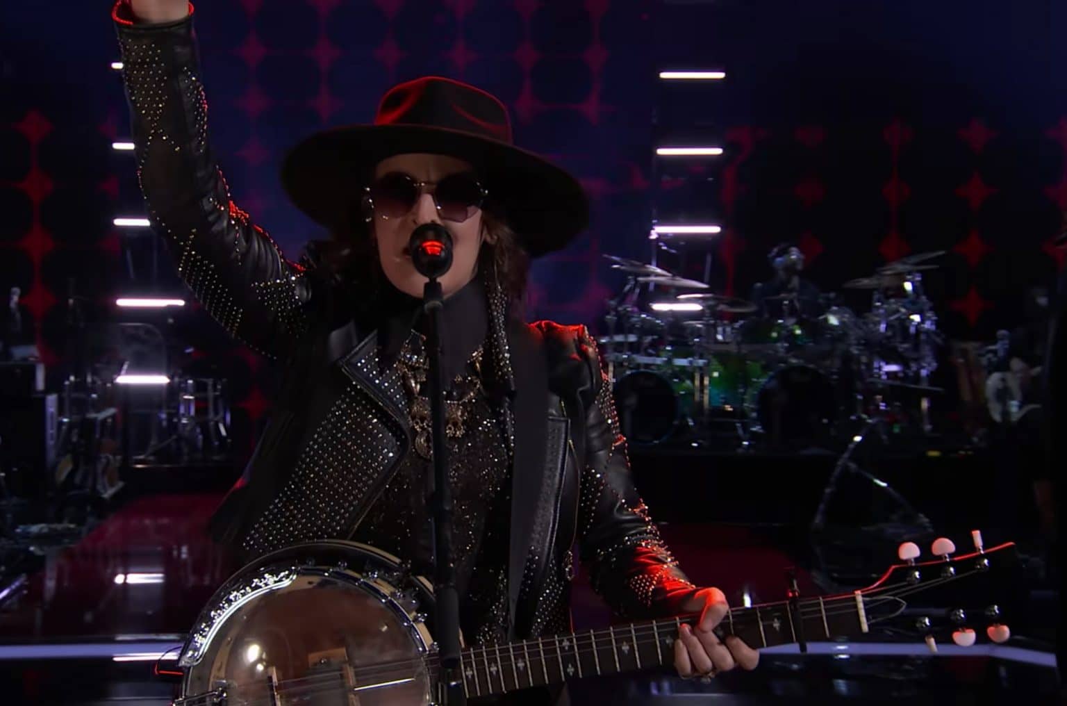 THE VOICE Jordan Rainer Crushes Little Big Town's "Boondocks" In Playoffs
