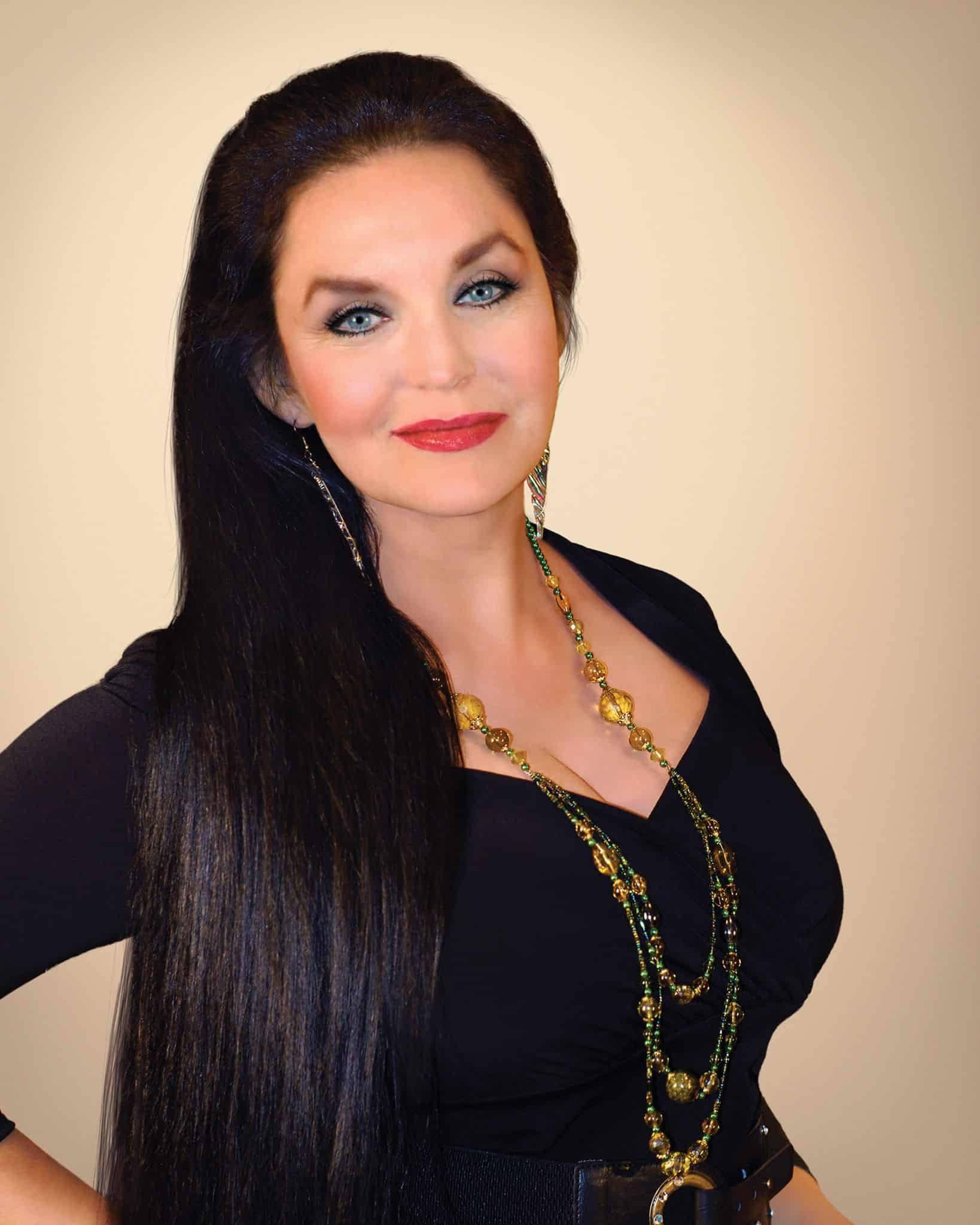 Iconic Country Music Hairstyles - Crystal Gayle's super long hair