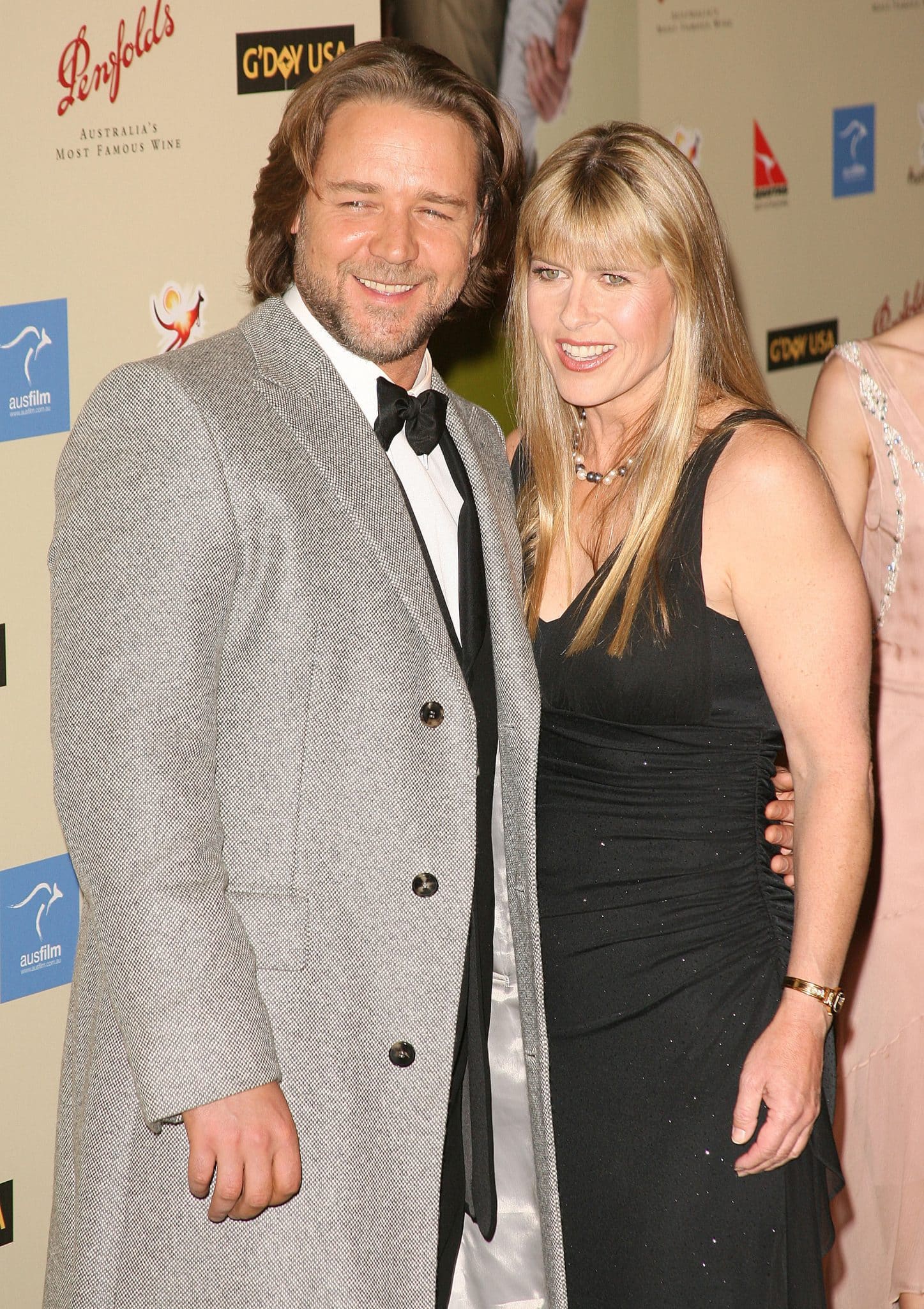 Terri Irwin attends an event with Russell Crowe in 2007.