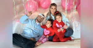 Kane and Katelyn Brown on Valentine's Day with their daughters Kodi and Kingsley