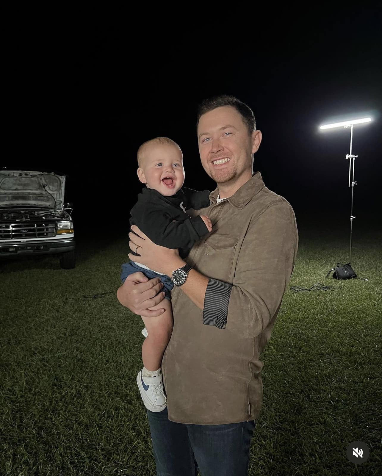 Scotty McCreery and his son Avery.