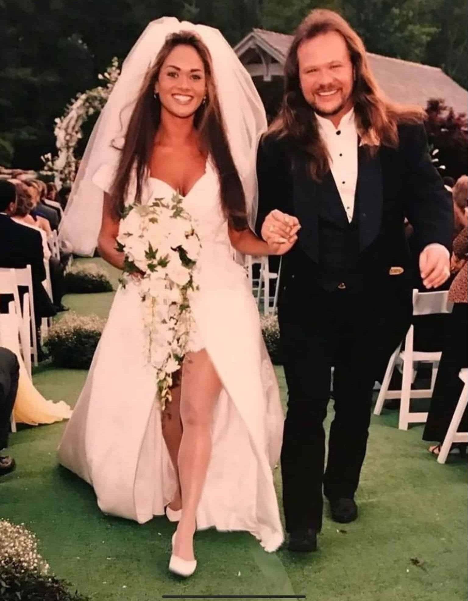 Country Singers' Wedding Photos - Travis & Theresa Tritt