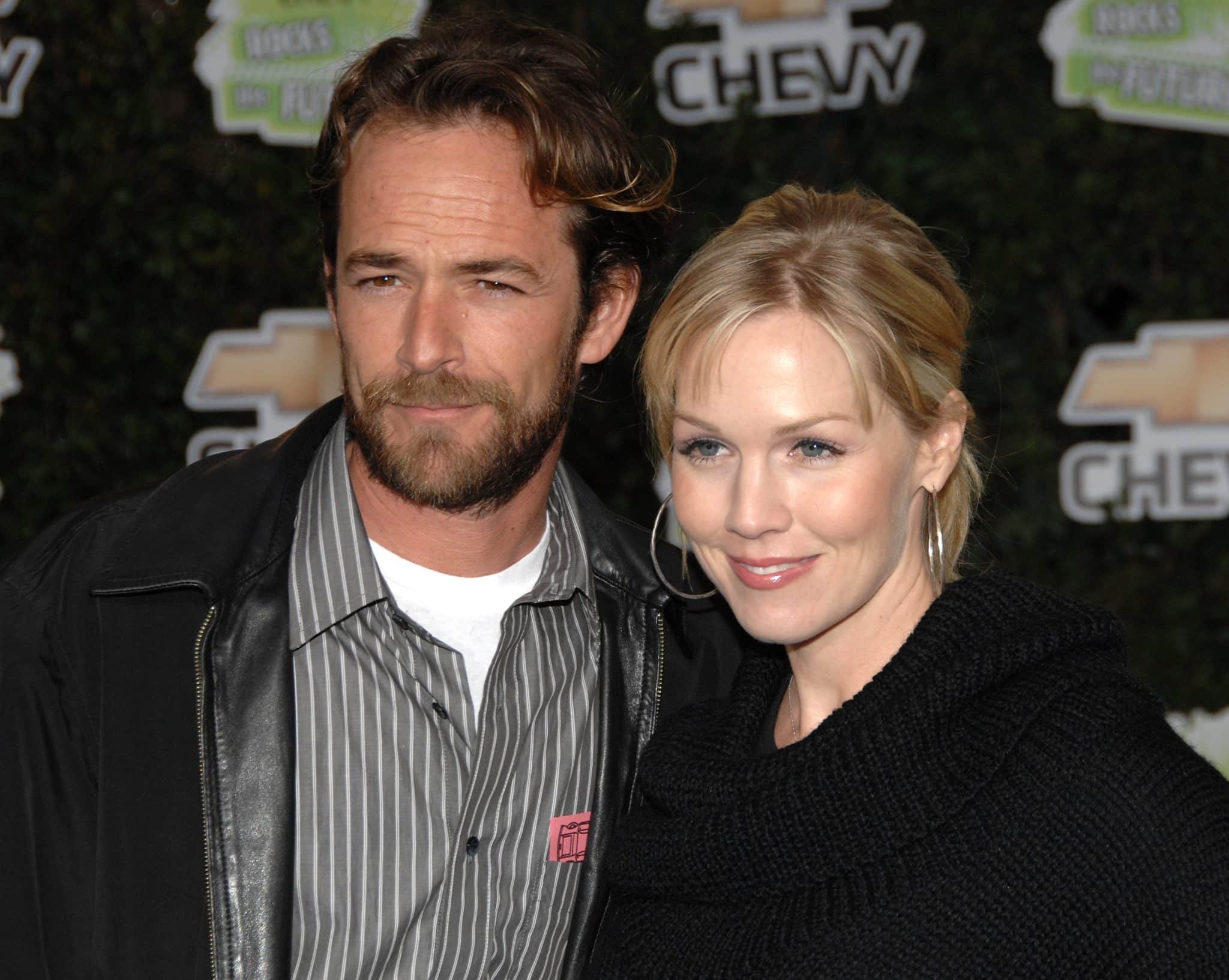 Jennie Garth says she still sees her "Beverly Hills, 90210" co-star Luke Perry in her dreams