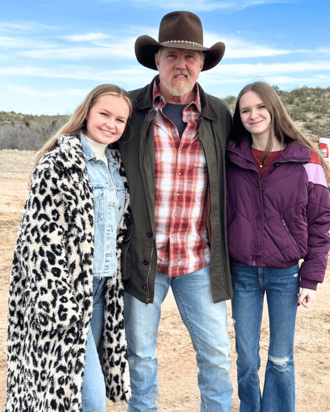 Trace Adkins with his daughters Mackenzie and Trinity