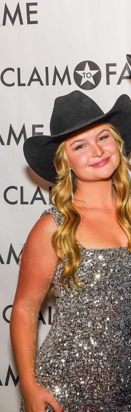 Country singer Trace Adkins' child, daughter Mackenzie Akins