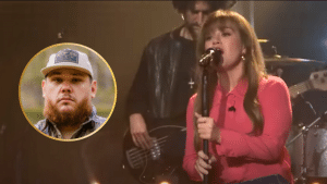 Kelly Clarkson covers Luke Combs' "Ain't No Love In Oklahoma"