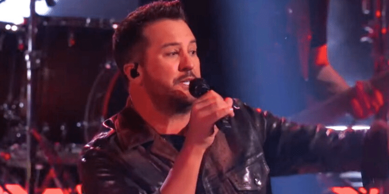 Luke Bryan Charms The CMA Awards With His #1 Hit 