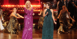 Amy Grant and Trisha Yearwood "Sing Your Praise to the Lord”