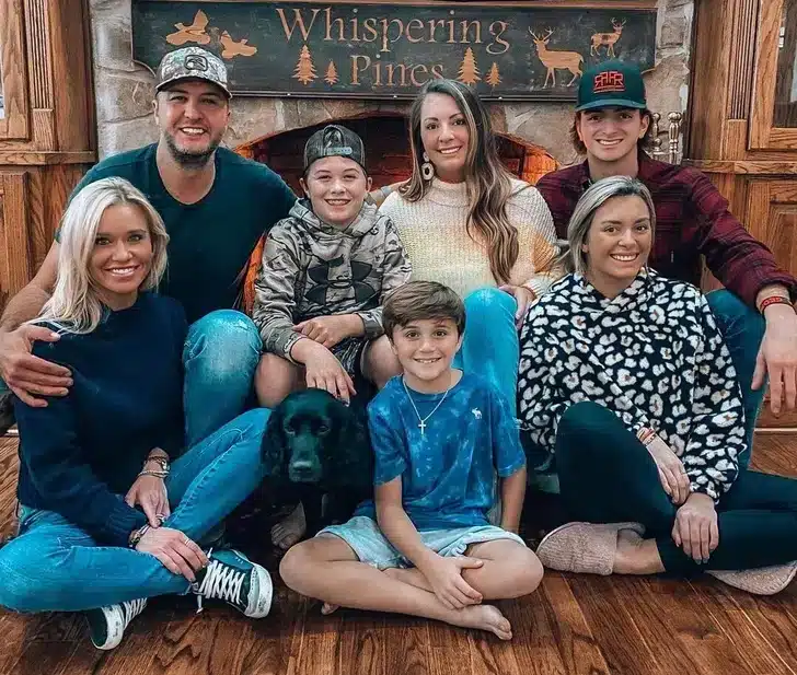 Luke Bryan's family