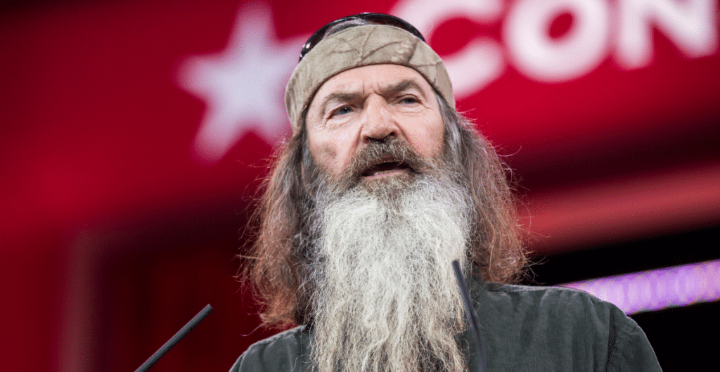 Phil Robertson Appears In New Family Photos Amid Health Struggles 