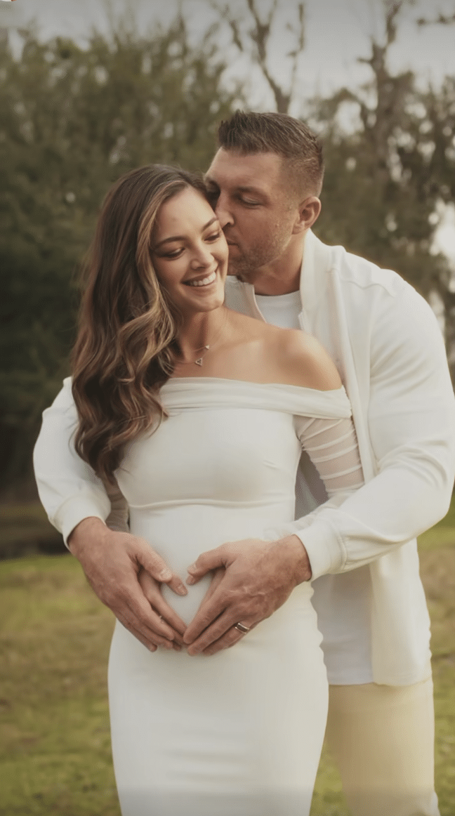 Tim Tebow and his wife, Demi-Leigh, announce pregnancy