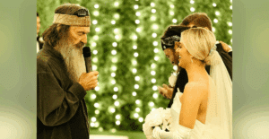 Sadie Robertson posted a tribute to her late grandfather, Phil Robertson, on social media.