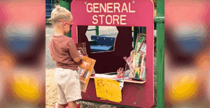 An entrepreneurial kid impresses on the playground, trading beef jerky for his classmate's lunch in a viral video.