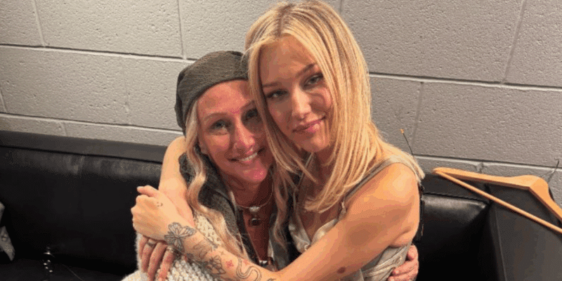 Tina and Grace VanderWaal