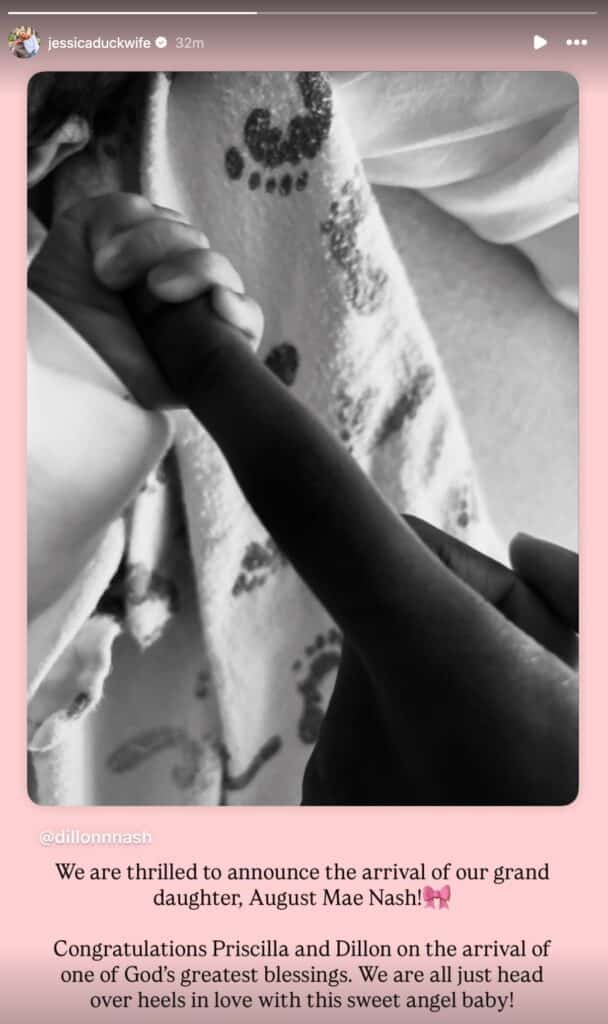 Jessica Robertson reacts to birth of second grandchild