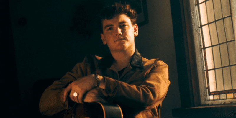 Slater Nalley announced on October 17 that he has signed a record deal, and he commemorated that by releasing his first single, 