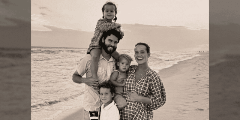 Robertson family twins