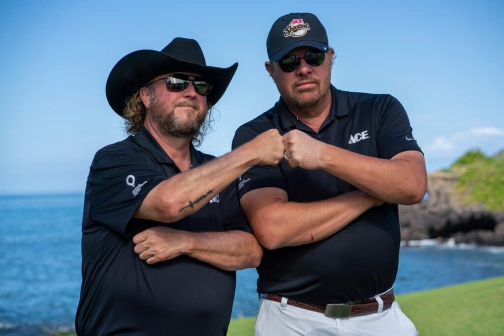 Colt Ford and Toby Keith playing golf together
