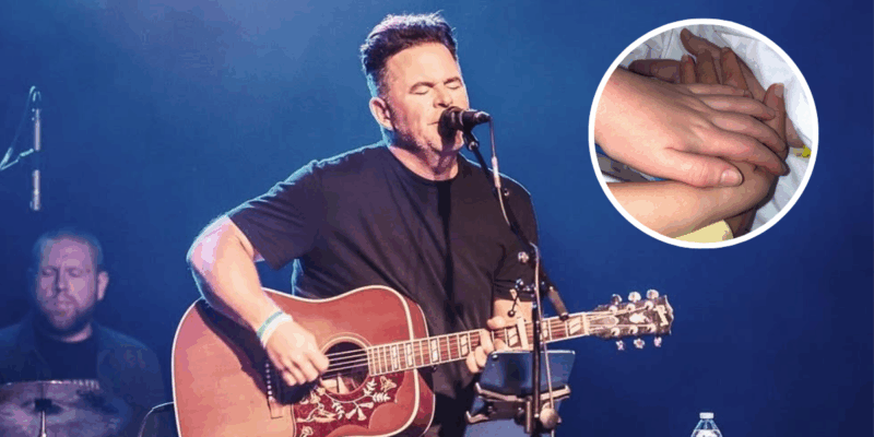 David Nail reveals the loss of his beloved mother, Donna.