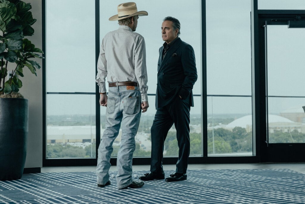 Billy Bob Thornton's Tommy Norris confronts Andy Garcia's Dan "Gallino" Morrell