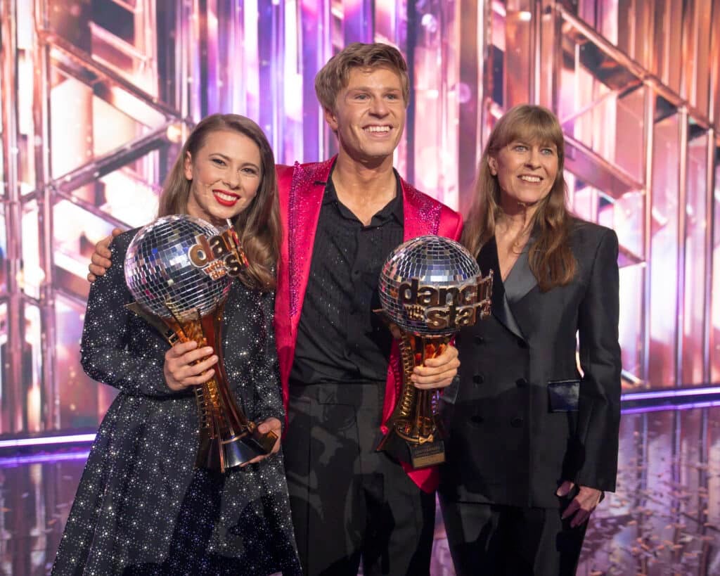 Bindi, Robert, and Terri Irwin after Robert won Season 34 of Dancing with the Stars