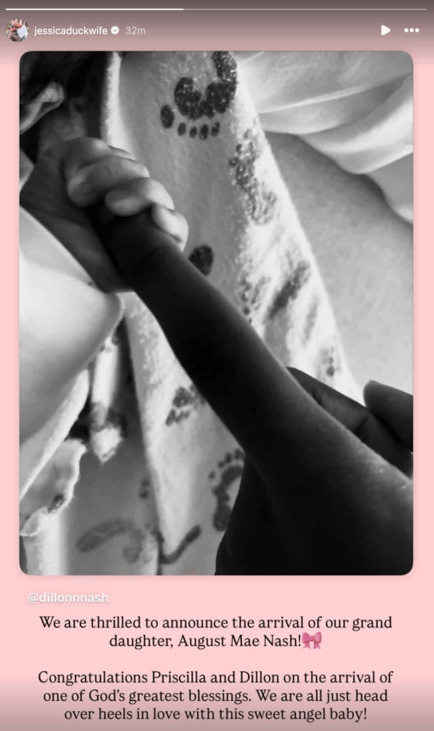 Jessica Robertson reacts to birth of second grandchild