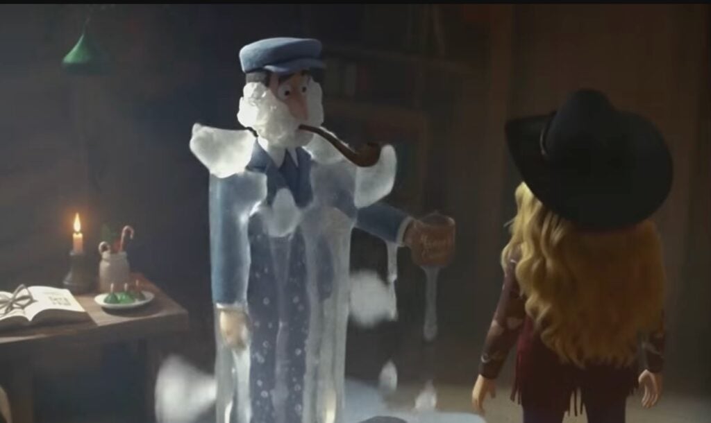 Lainey Wilson melts a frozen man in her new music video